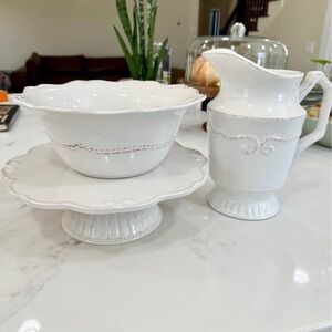 Home Accents Capri Dining Set